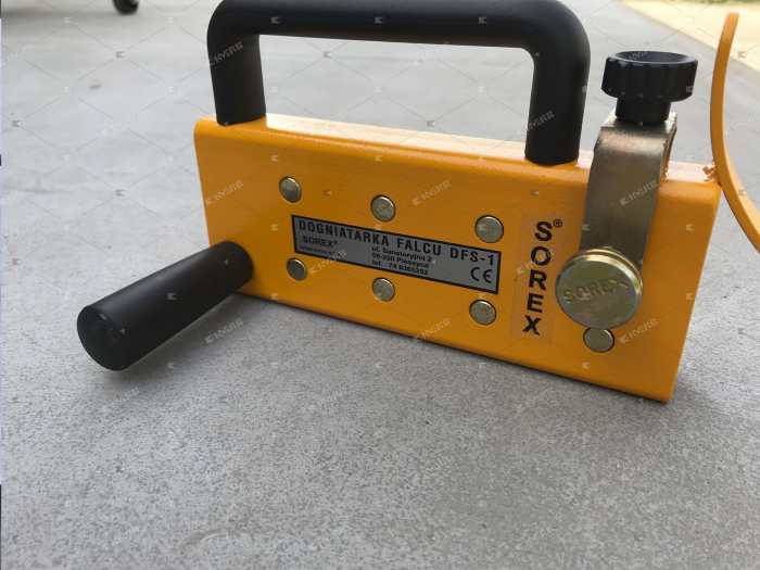 COM_ABOARD_SLIDE_N