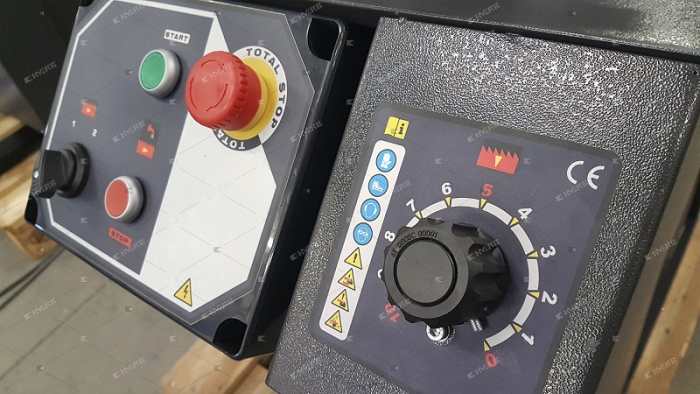 COM_ABOARD_SLIDE_N