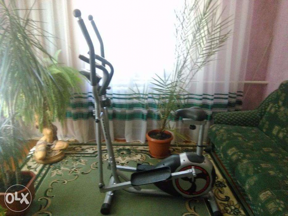 Продам Орбитрек KP-280