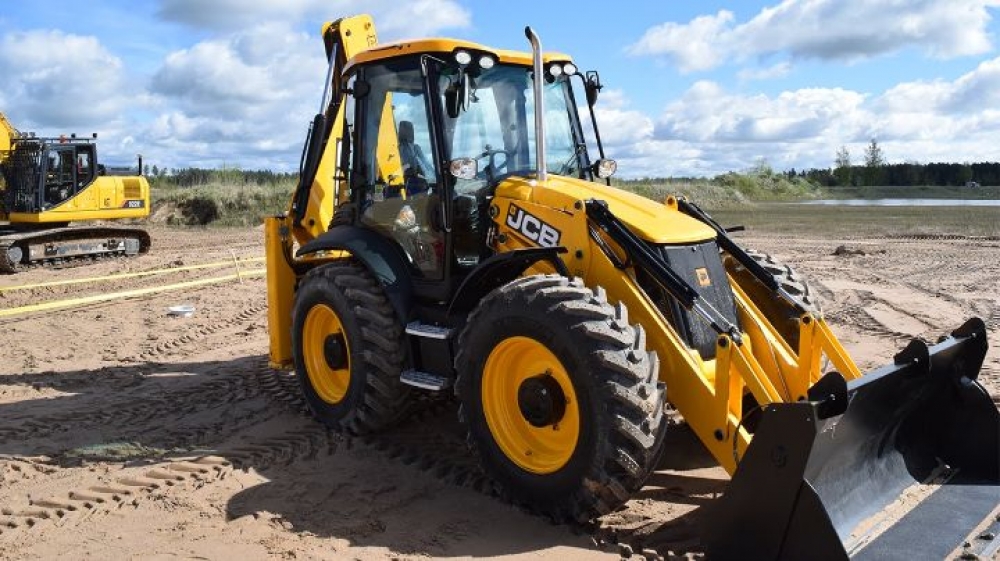 Послуги екскаватора-навантажувача. Оренда. JCB 4CX